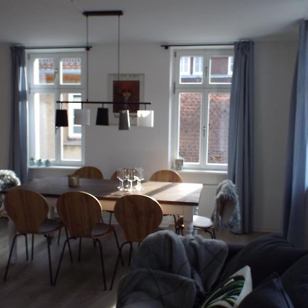 Ferienwohnung Mittendrin Нойштадт-ан-дер-Вайнштрасе Екстер'єр фото