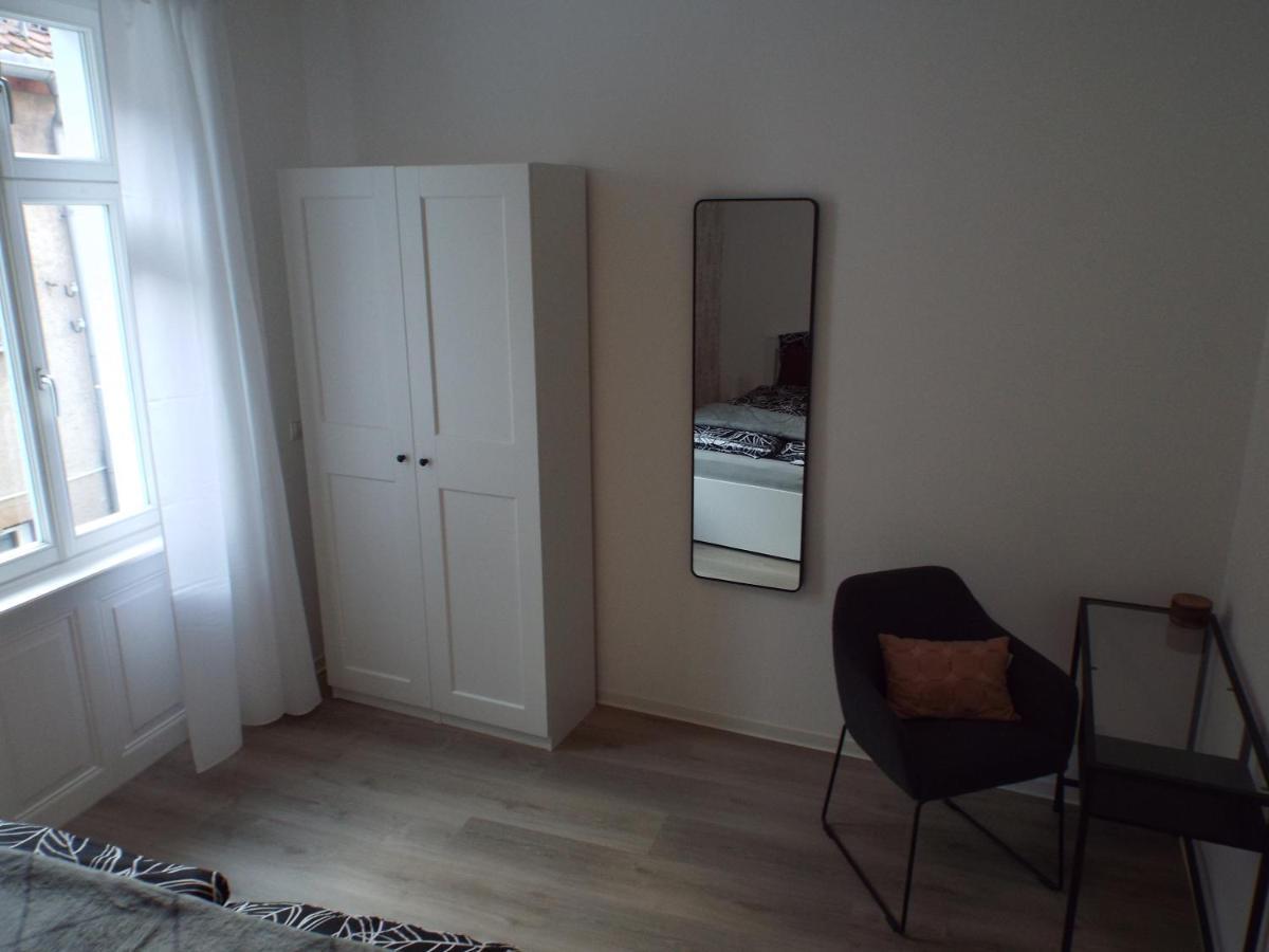 Ferienwohnung Mittendrin Нойштадт-ан-дер-Вайнштрасе Екстер'єр фото