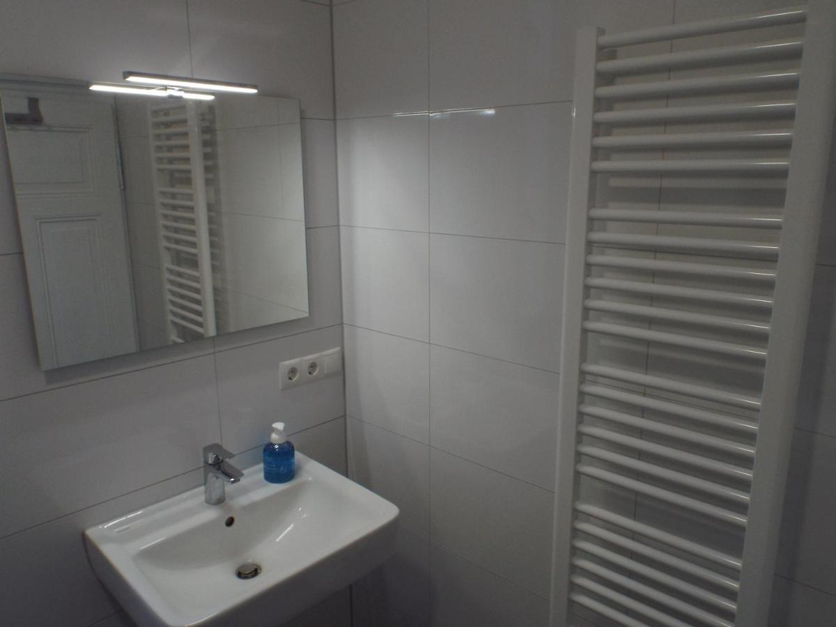 Ferienwohnung Mittendrin Нойштадт-ан-дер-Вайнштрасе Екстер'єр фото