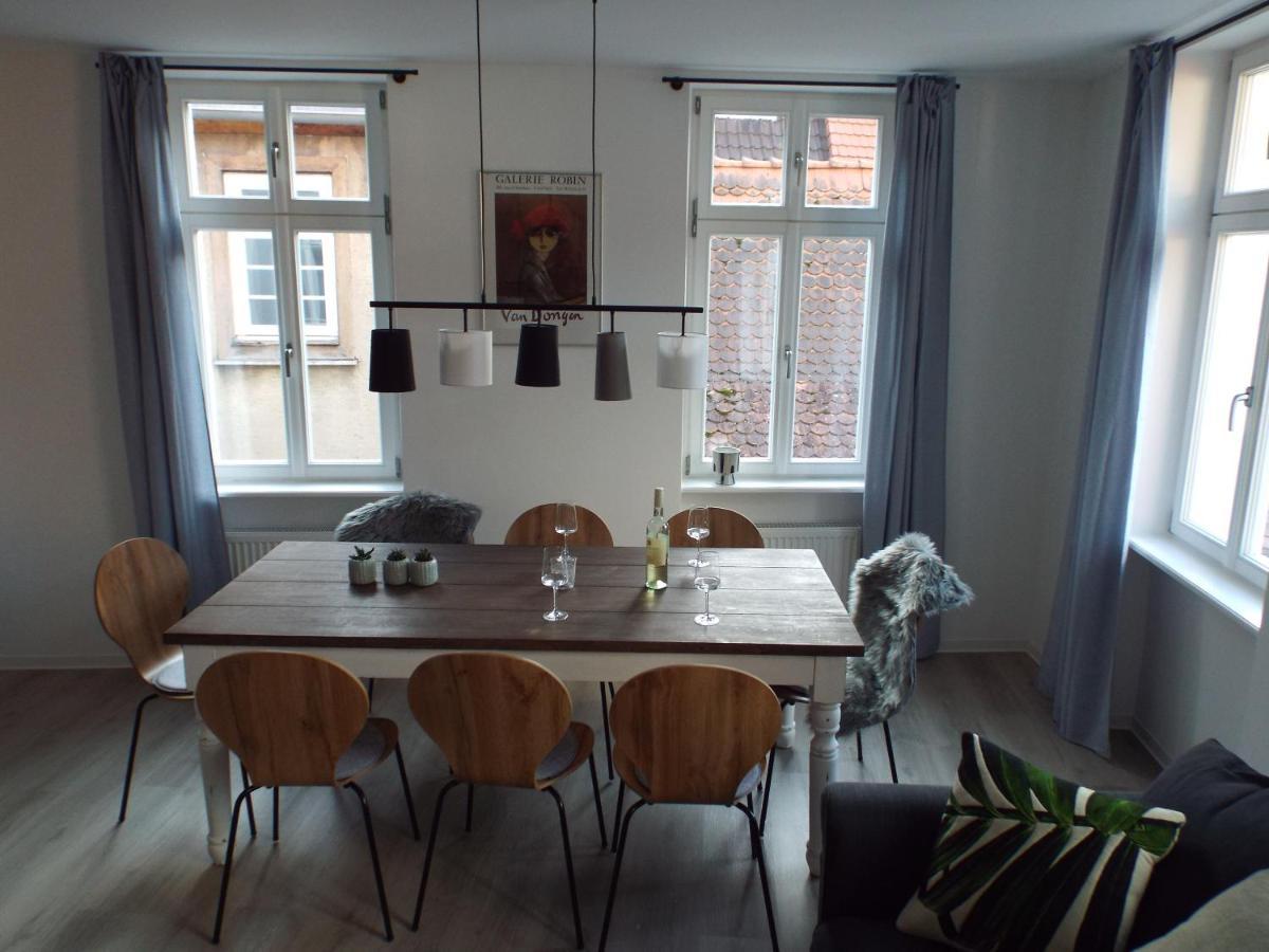 Ferienwohnung Mittendrin Нойштадт-ан-дер-Вайнштрасе Екстер'єр фото