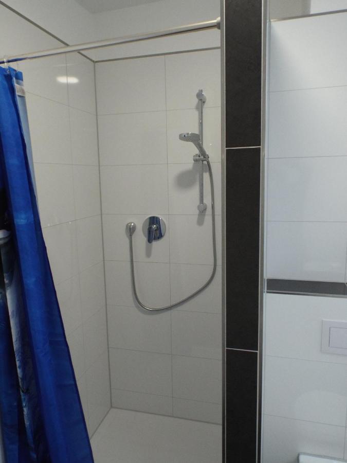 Ferienwohnung Mittendrin Нойштадт-ан-дер-Вайнштрасе Екстер'єр фото